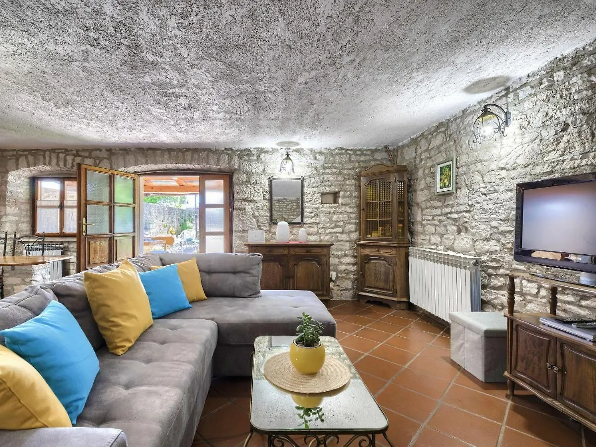 Holiday Home Toni By Interhome Svetvinčenat 0*,  克罗地亚